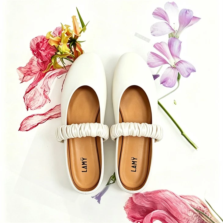 Glamorous fur Mules